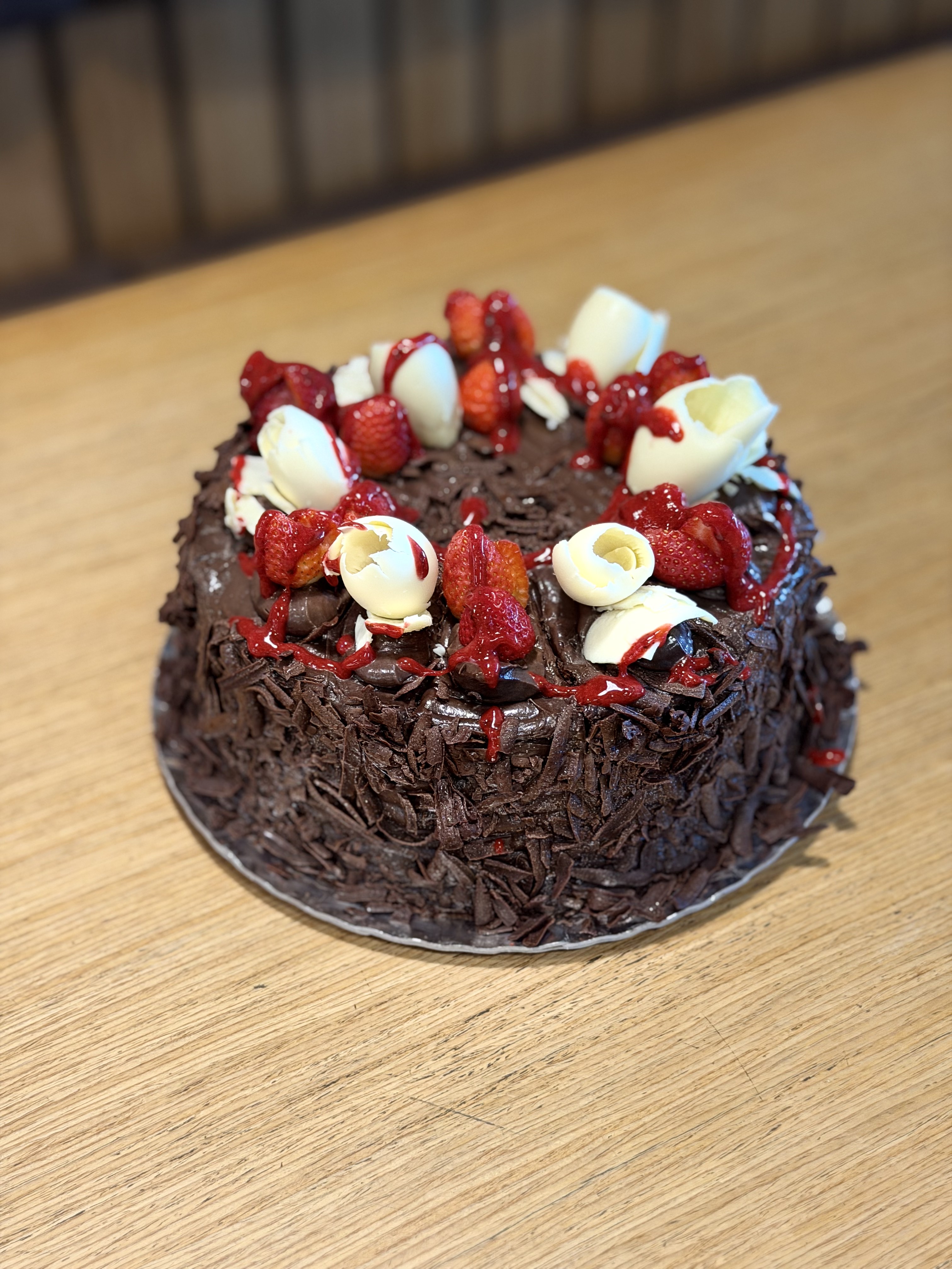 Morango com chocolate preto